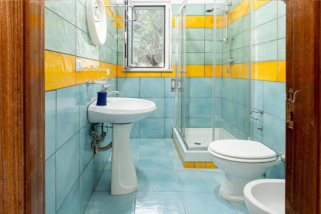 Bilocali senza patio - bagno con box doccia